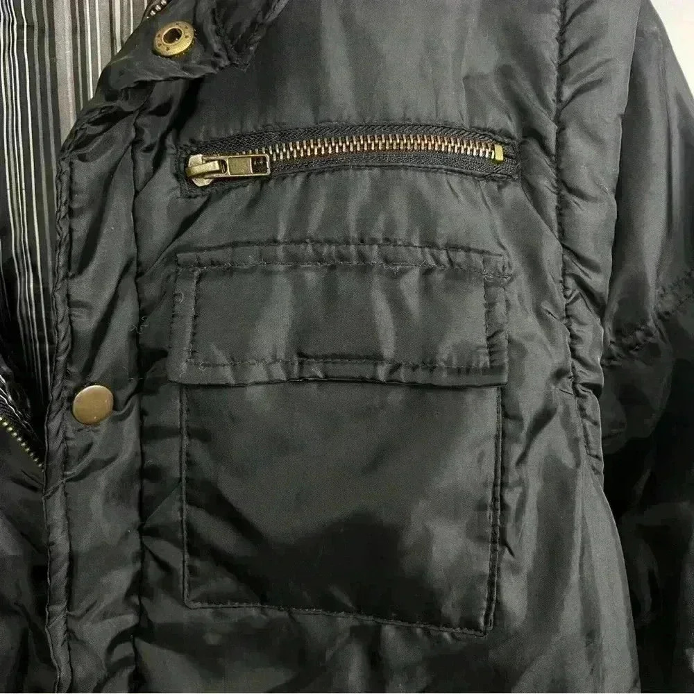 Sarin Black Bomber Jacket; Hideaway Hood & Detachable Arms | Size Medium - Picture 6 of 7
